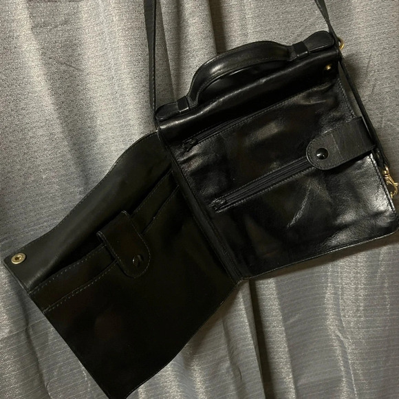 RARE Vintage Ottino Firenze Black Leather Shoulder Bag Lock & Key Made in Italy‌ - Picture 4 of 11